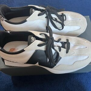 Big Kids size 7 leopard  New Balance worn once